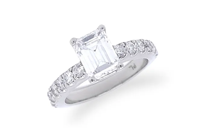 Albert Hern Rings Ring Platinum Emerald Cut with 12 Diamonds D VVS2 GIA